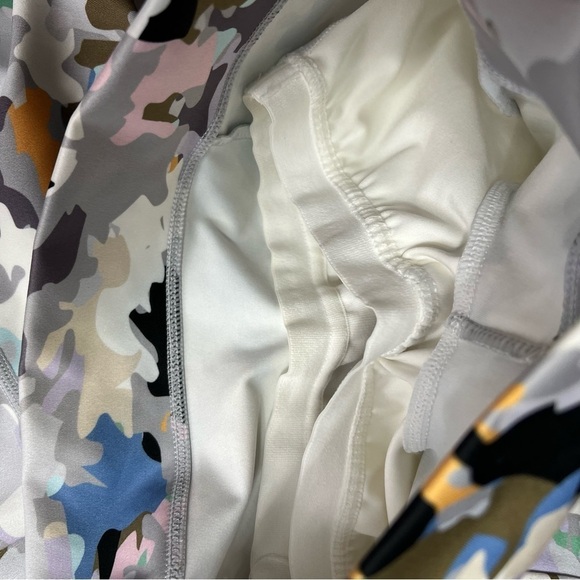 Underalls Camo Workout Set- Leggings and‎ Crop Top S and Med - Picture 9 of 16